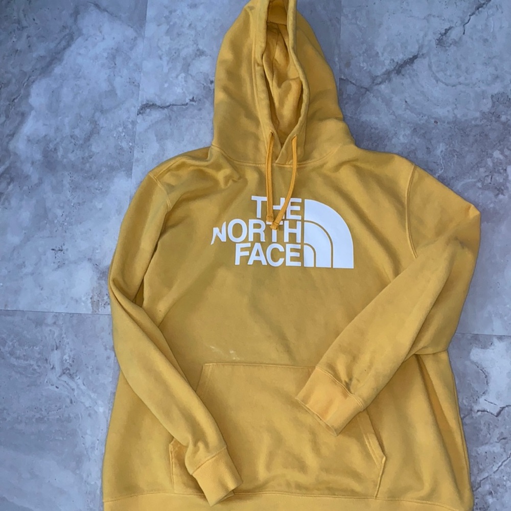 A north face men’s hoodie